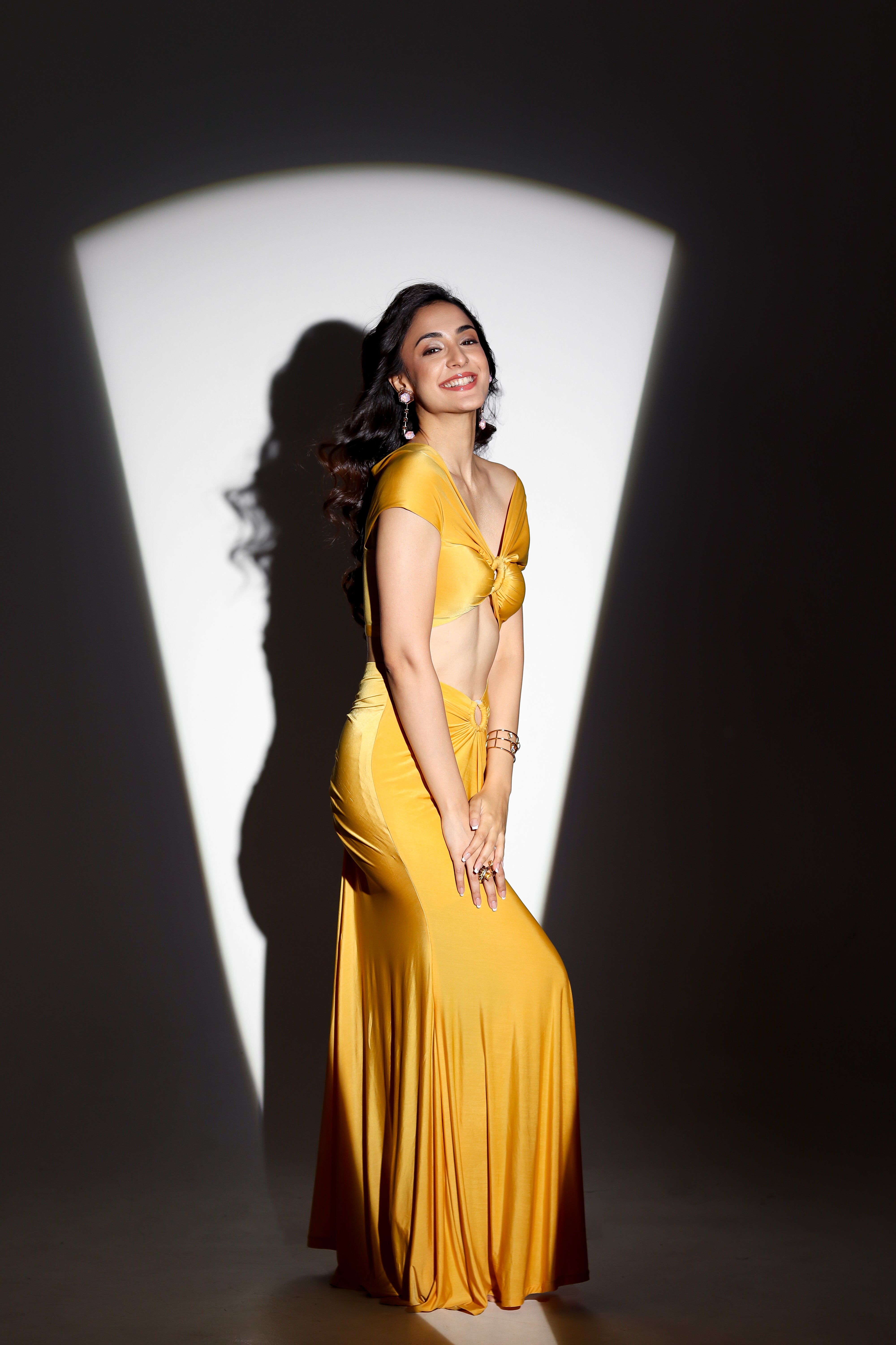 Kanikka Kapur X ring-yellow skirt bustier set