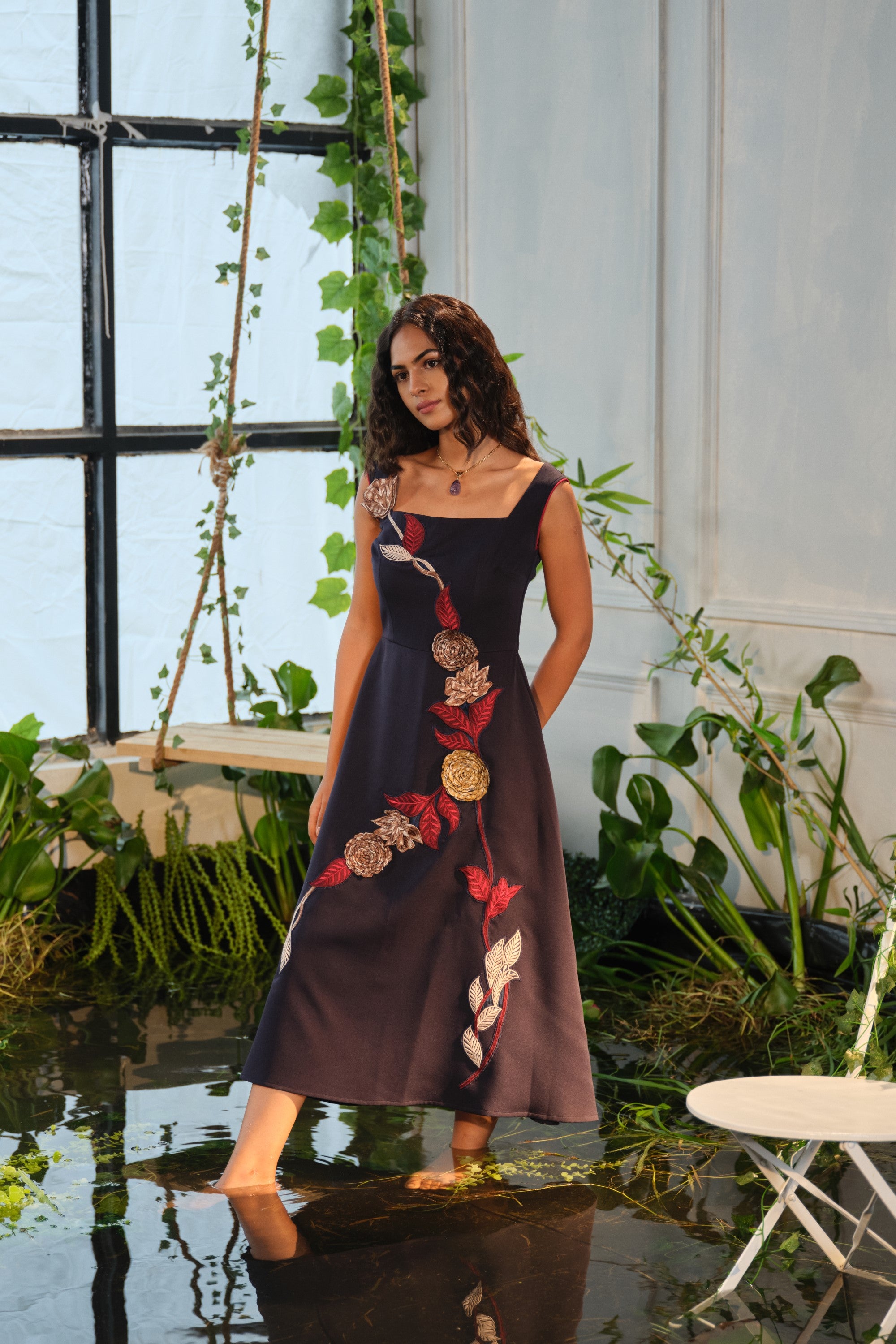 Caia blue flower emboridered dress
