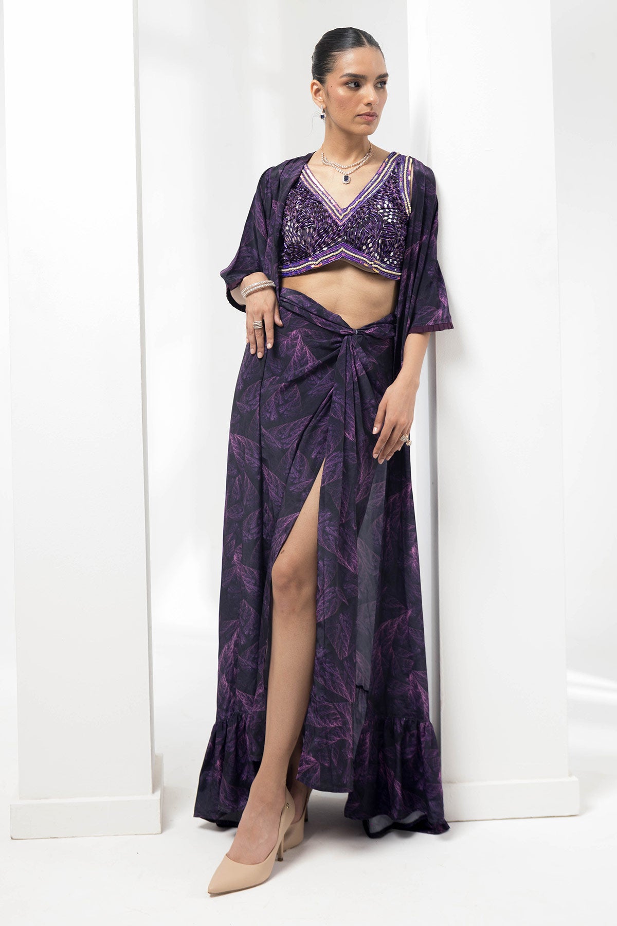 petal haze cape & slit skirt with handwork blouse