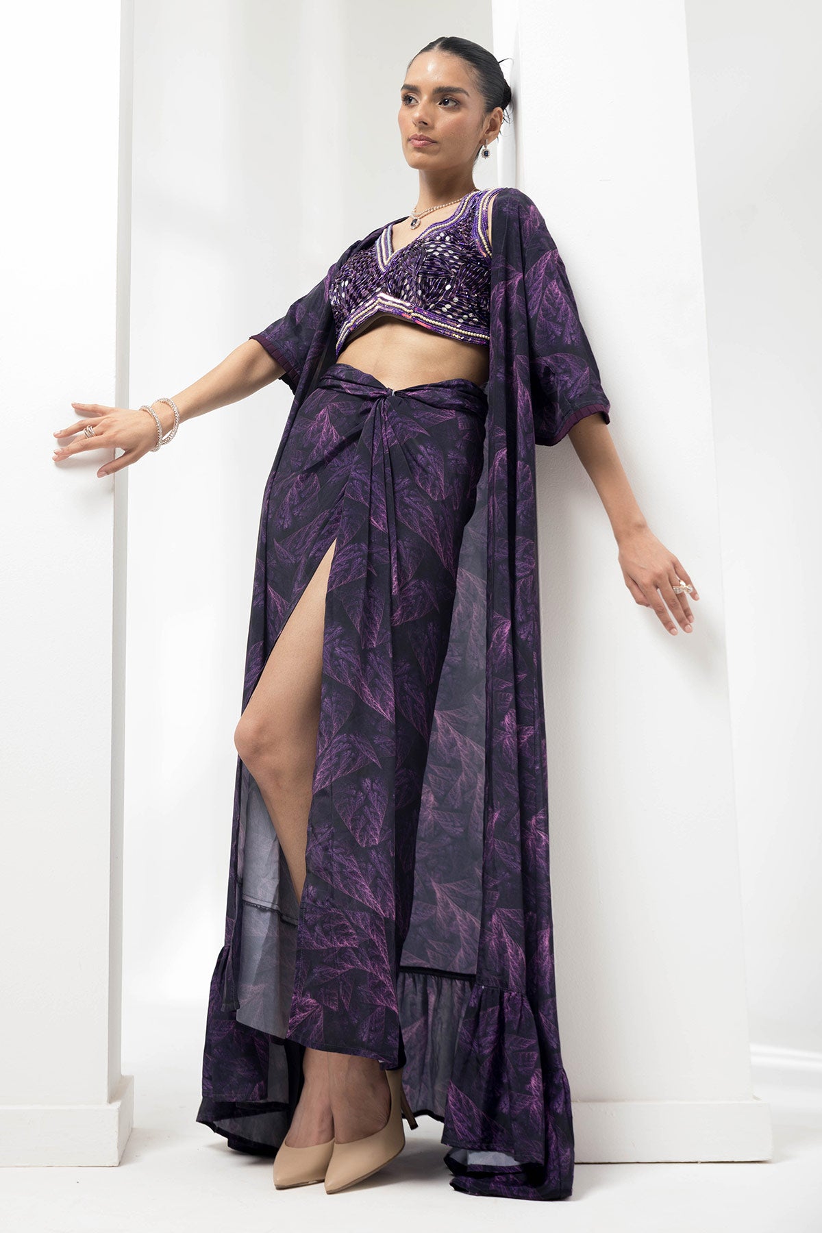 petal haze cape & slit skirt with handwork blouse