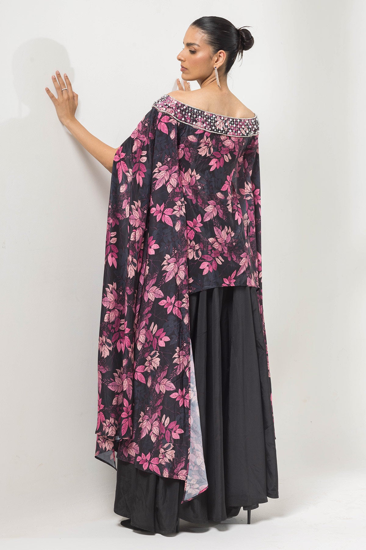flauna handwork kaftan set