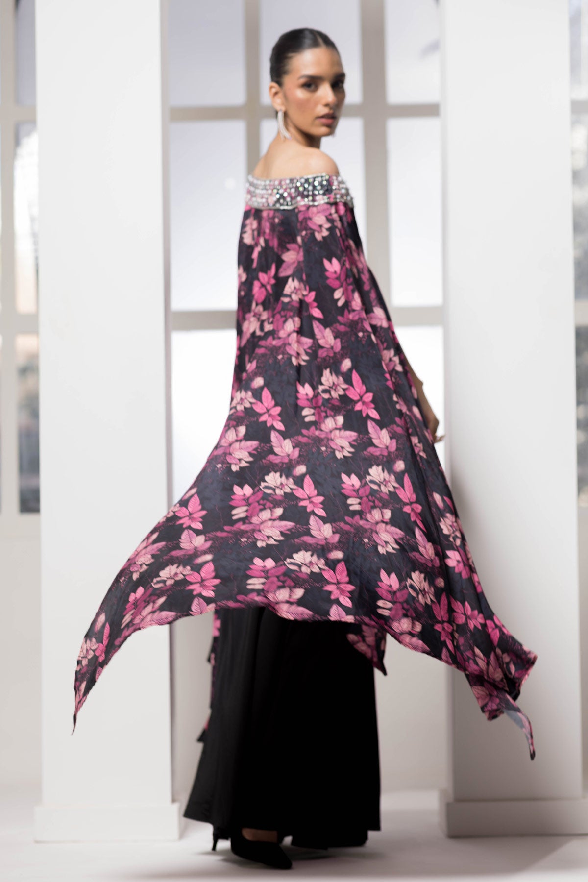 flauna handwork kaftan set