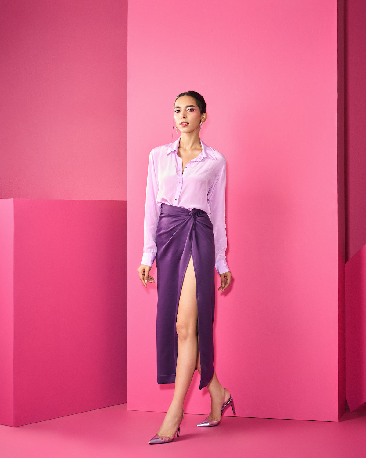 Laven block knotted skirt with shirt