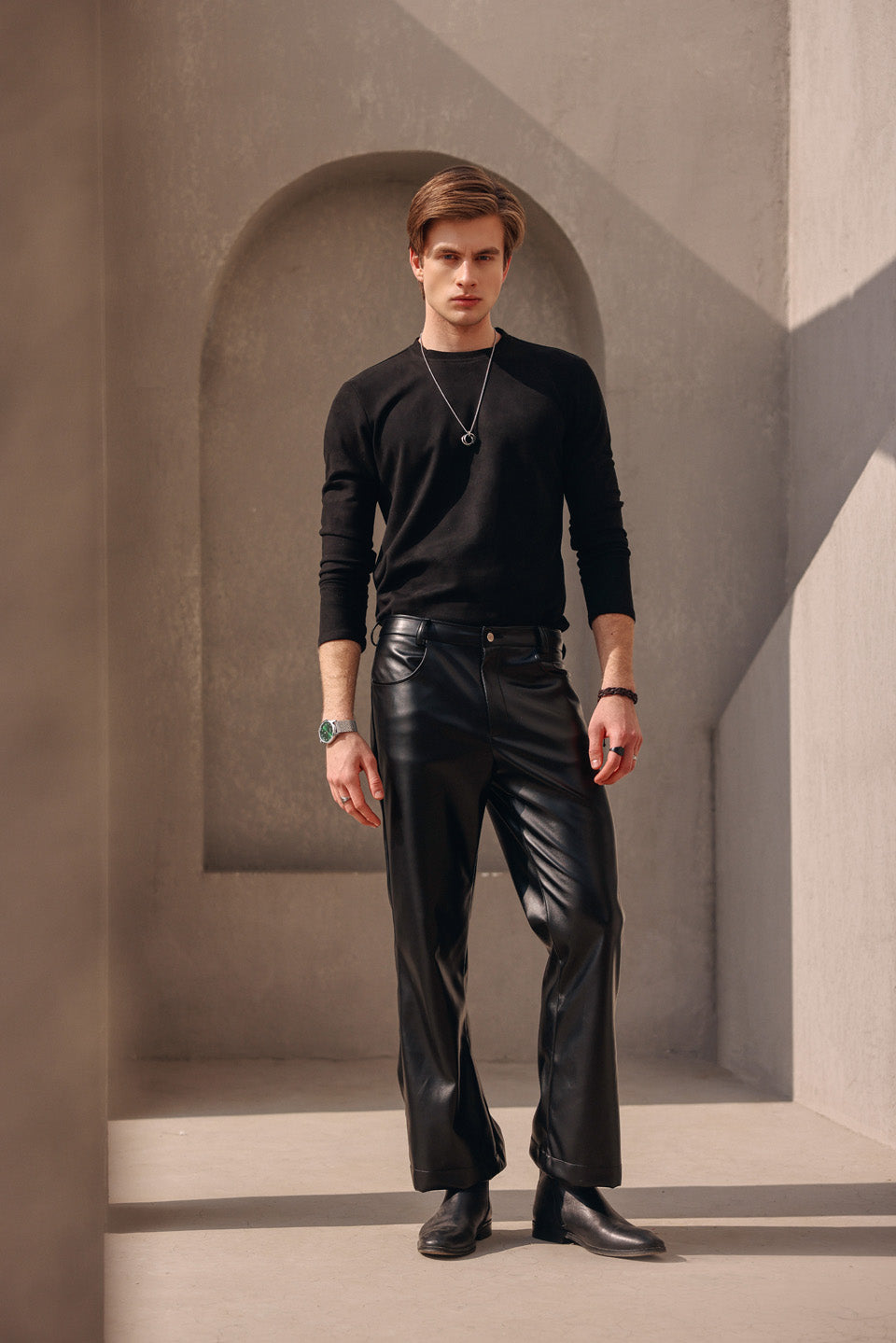 Suede black tshirt with leather pants