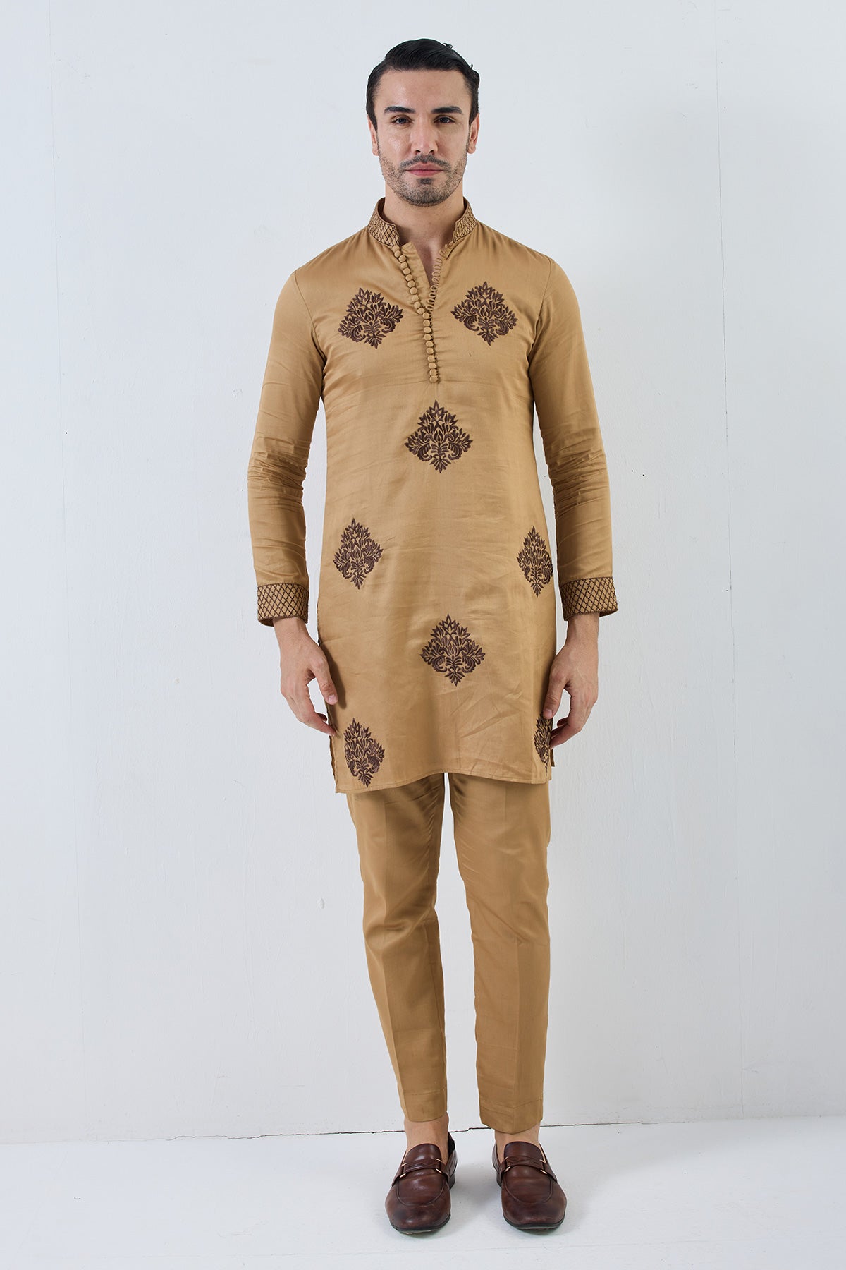 ambi camel motif kurta