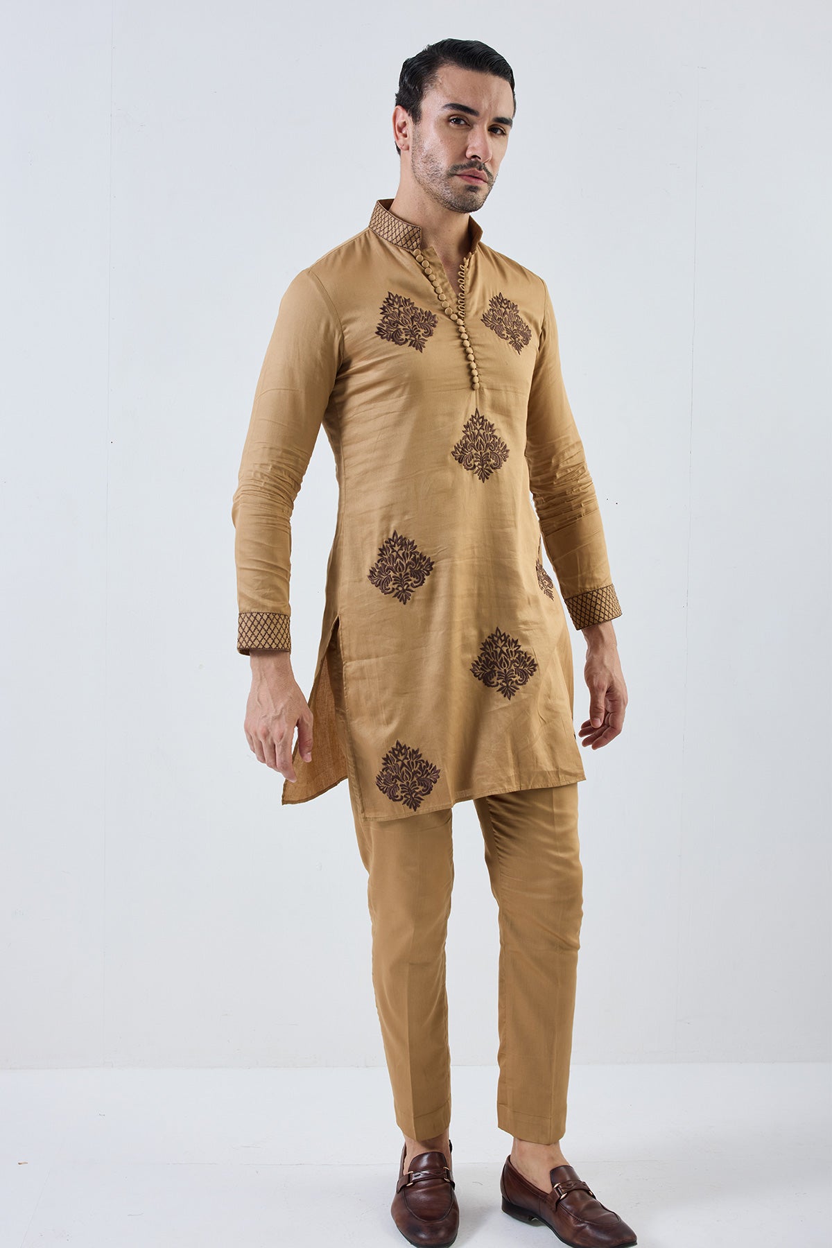 ambi camel motif kurta