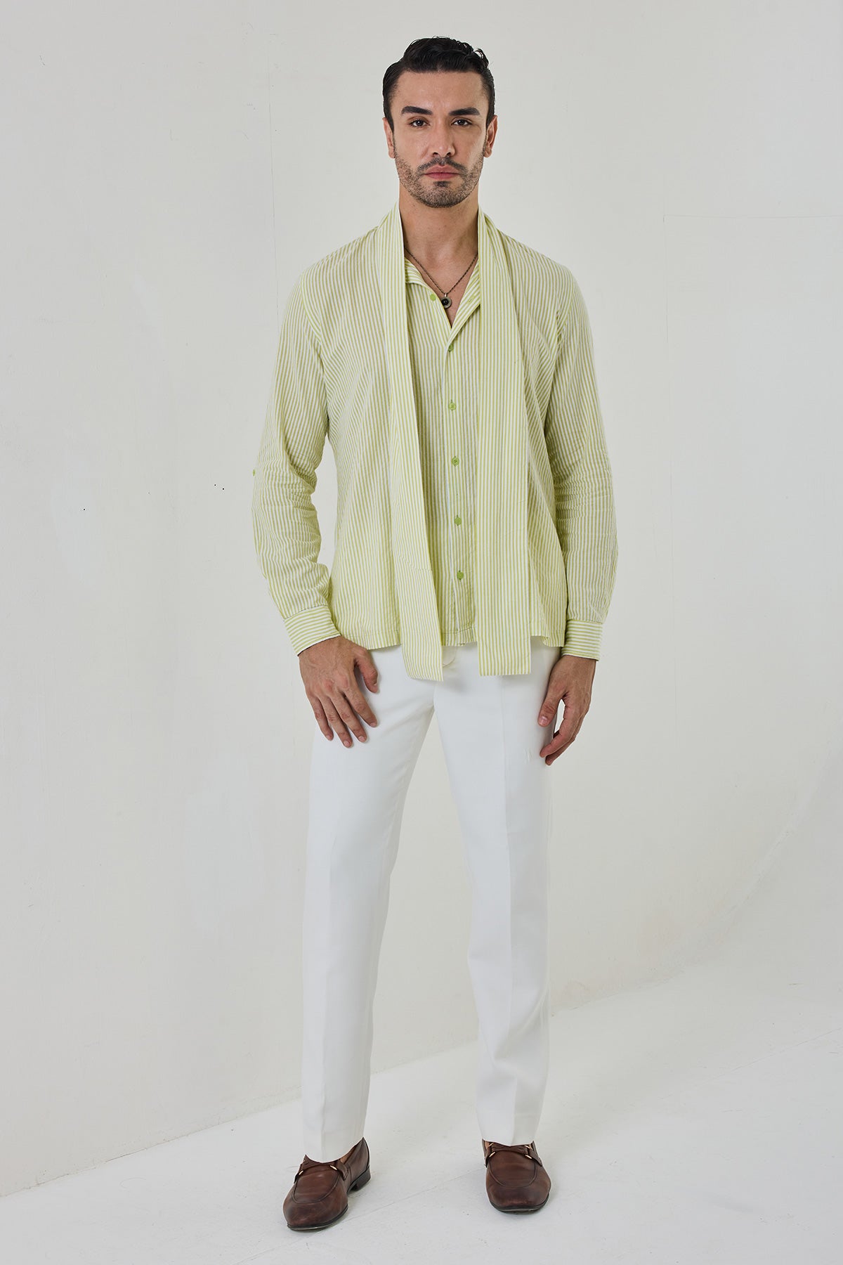 seer-sucker lime tye shirt with pants